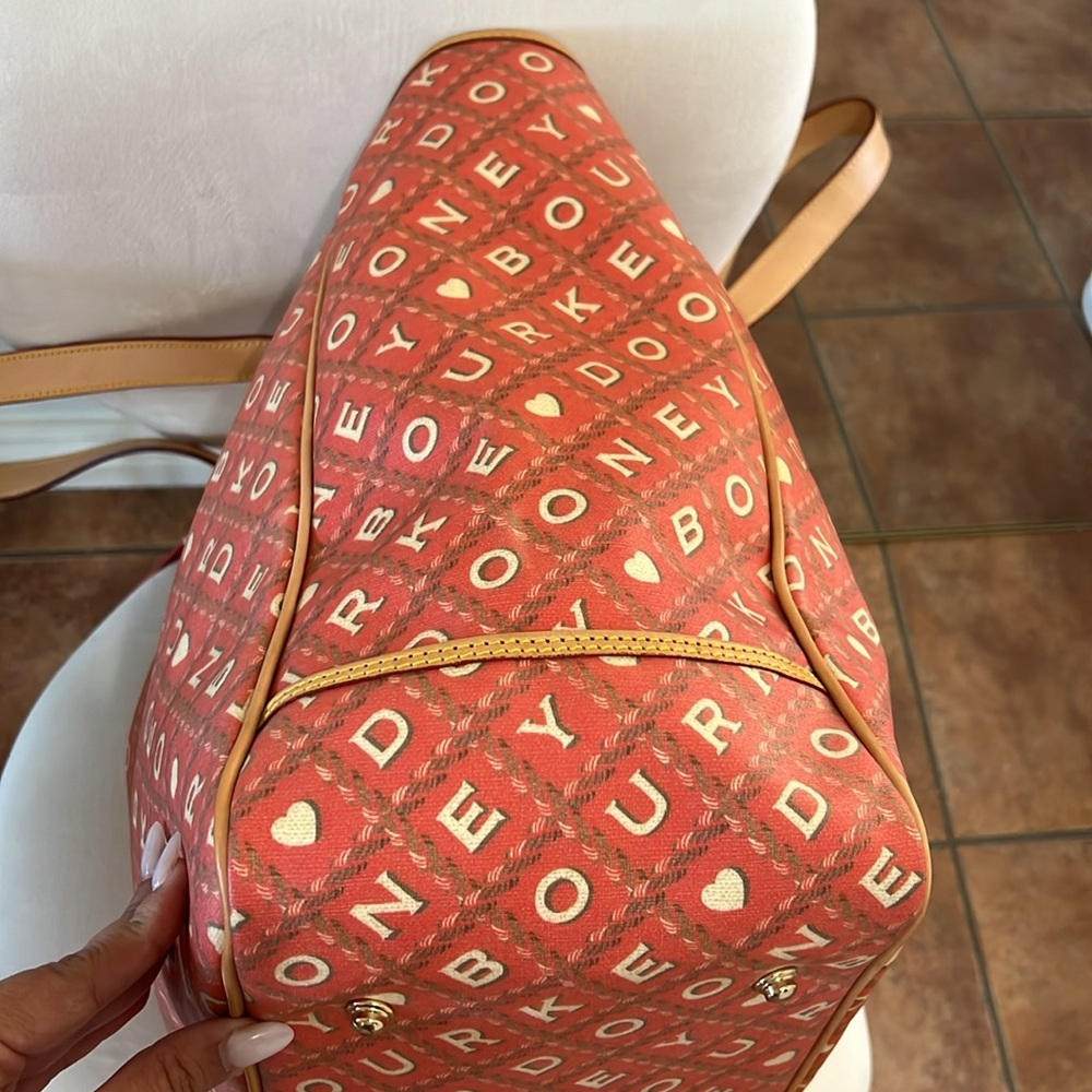 Dooney & Bourke Y2K Crosshatch Rope Hearts Large Leather Tote Bag 👜 Cherry 🍒 - Picture 3 of 14